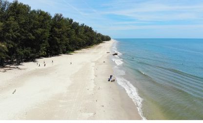 d melawi beach