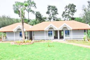 D’IRA HOMESTAY