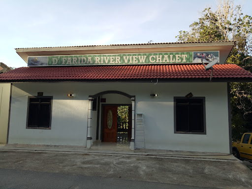 D'Farida River View Chalet