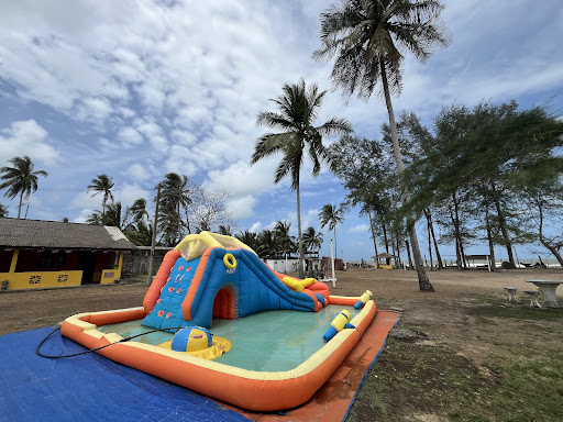 Gelora Beach Resort