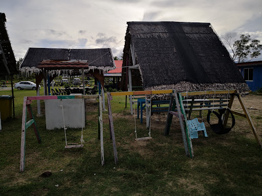 Aura Raudhah Village (Penginapan, Restoran dan Pelancongan (Firefly&Proboscis Monkey)