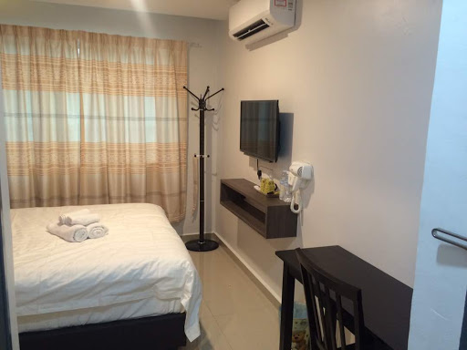 U Plus Budget Hotel