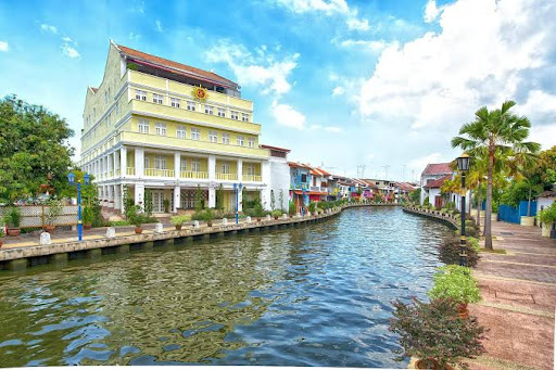 River Cruise Hotel River Cruise Hotel