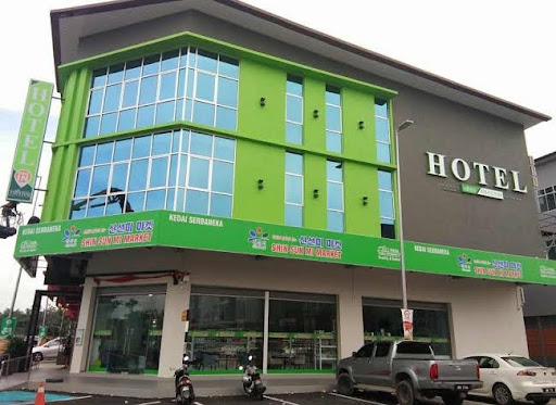 The Tree Hotel - Muar