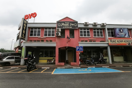 OYO 89585 Hotel Happy Inn
