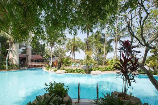 Rainbow Paradise Beach Resort