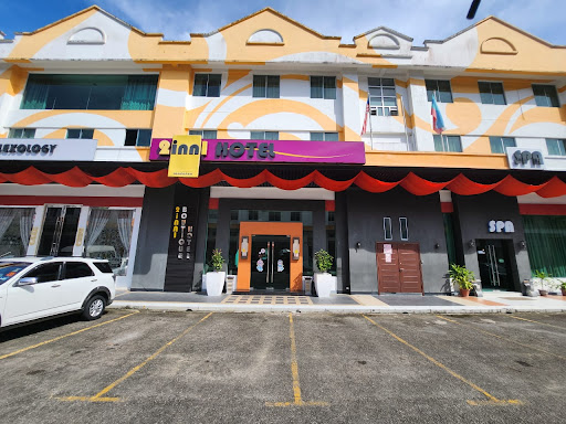 2 Inn 1 Boutique Hotel & Spa Hotel