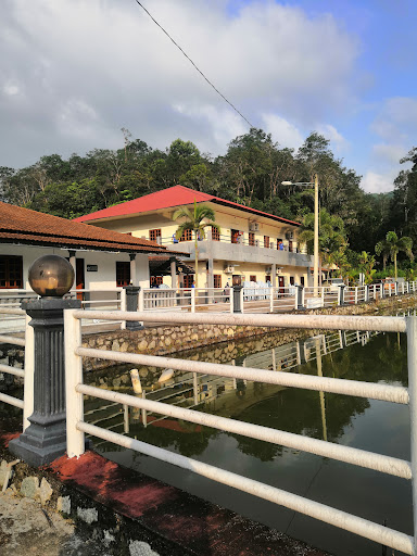 Lembah Azwen Resort