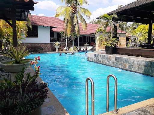 Sugeh Village Country House