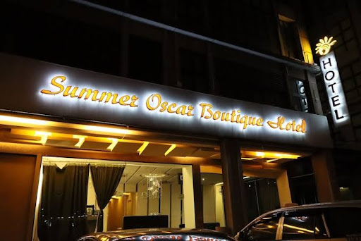 Summer Oscar Boutique Hotel