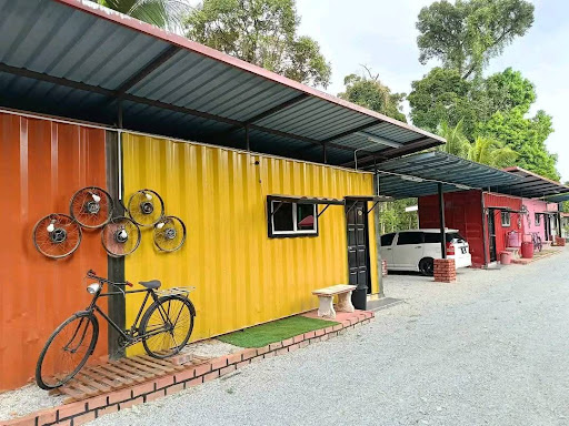 Tropical Paradise Cabins