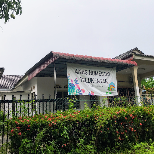 Anas Homestay Teluk Intan