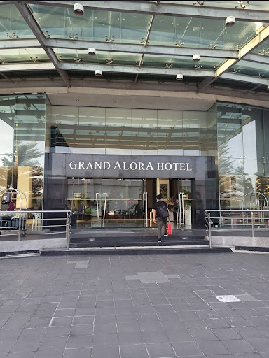 Grand Alora Hotel
