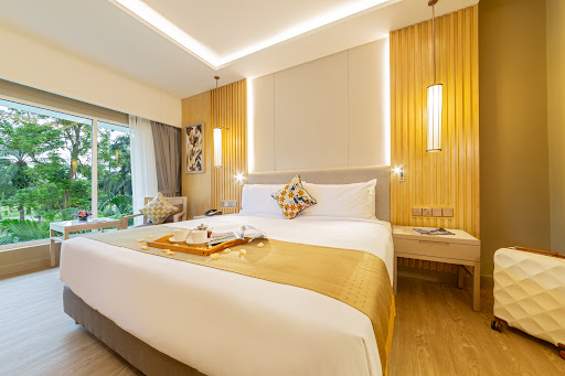 Glenmarie Hotel & Golf Resort