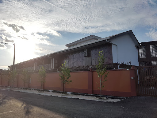 Little Kampung Vacation House