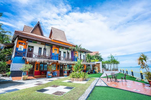 Lost Paradise Resort