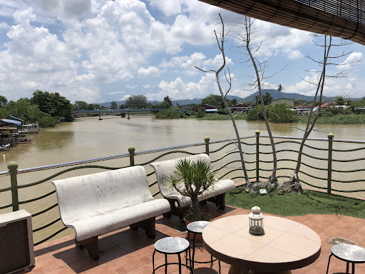 Firefly Jetty Cafe