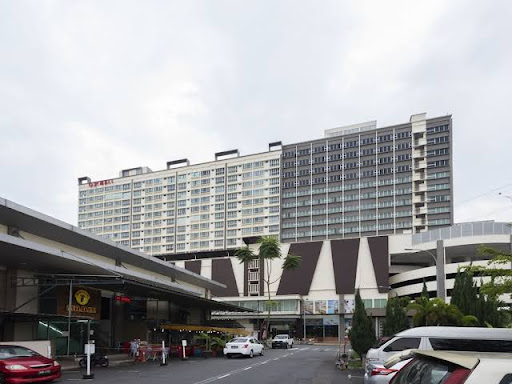 Holmes Hotel Gelang Patah
