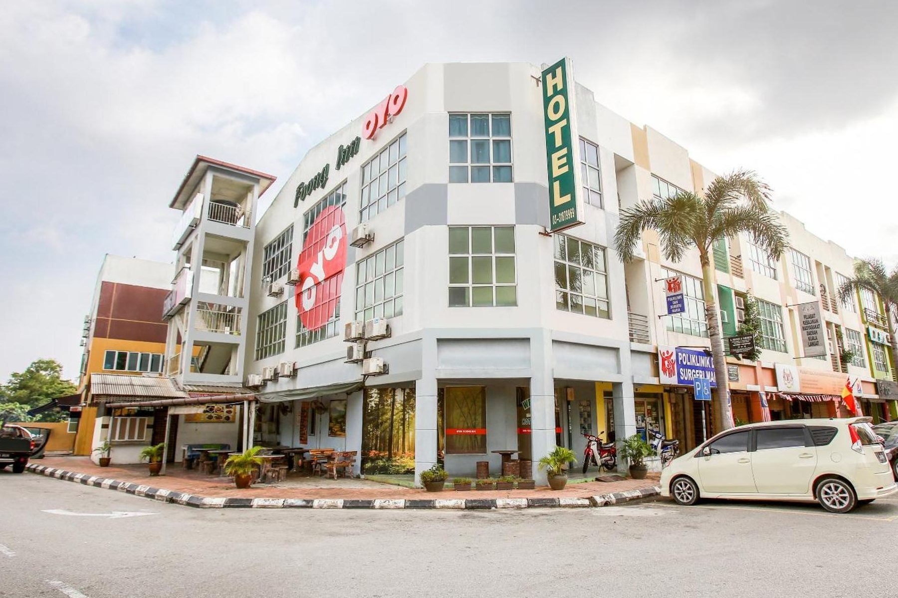 oyo 89590 hotel foong inn