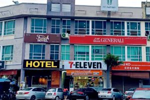 OYO 91010 Furich Hotel