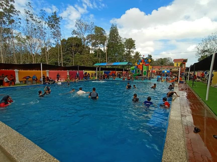 raniasofia resort kolam mandi