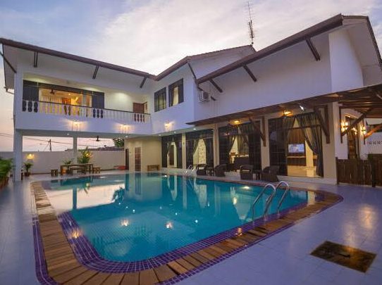 resorts di kluang malaysia pilihan penginapan mewah dan santai di hati johor