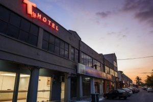 T Hotel Anggerik