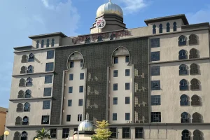The Grand Puteri Hotel